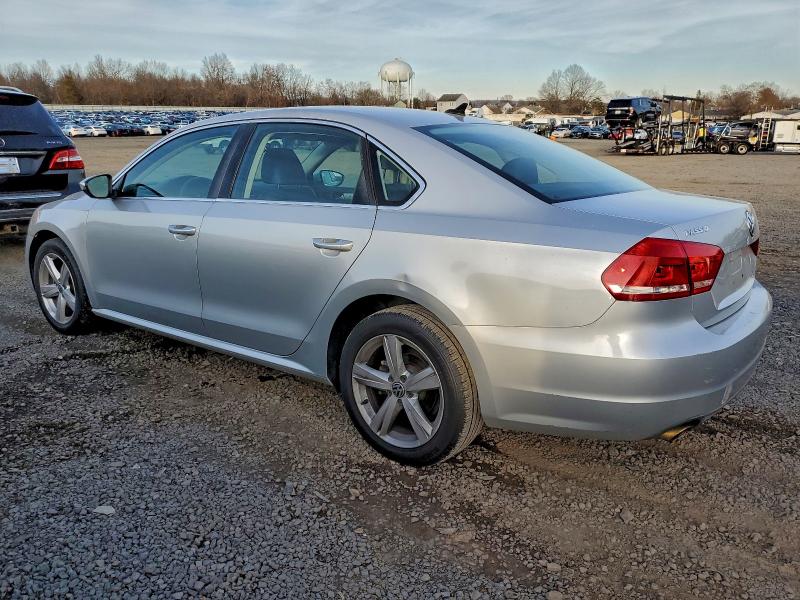 2012 VOLKSWAGEN PASSAT SE #3305355319