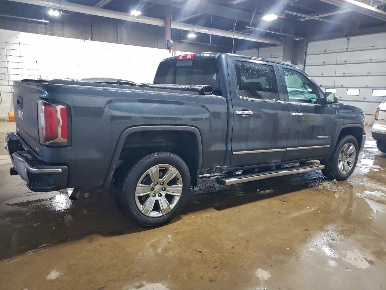 GMC SIERRA K1500 SLT