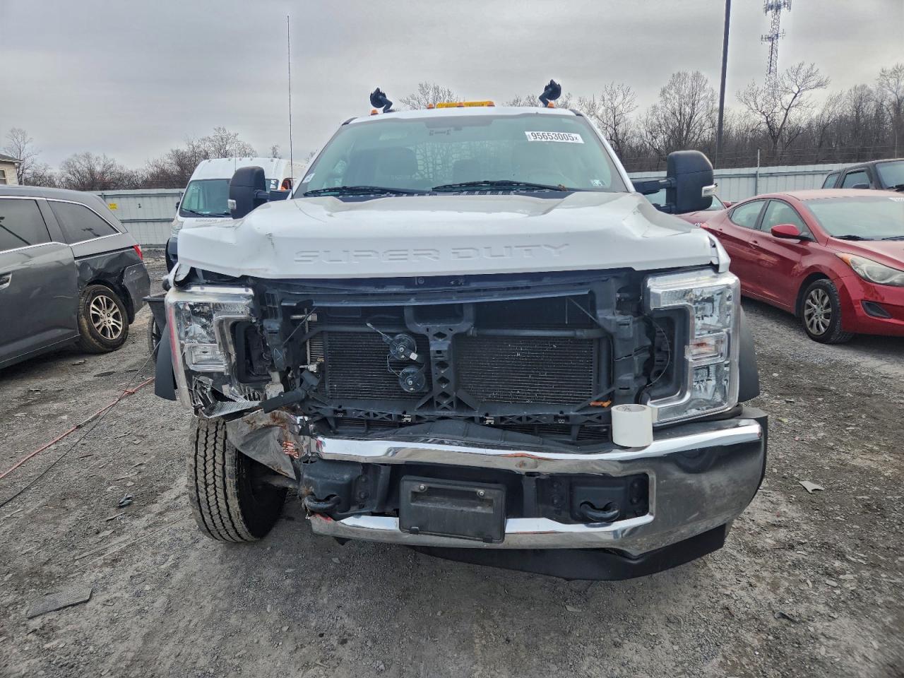 FORD F-550 SUPER DUTY