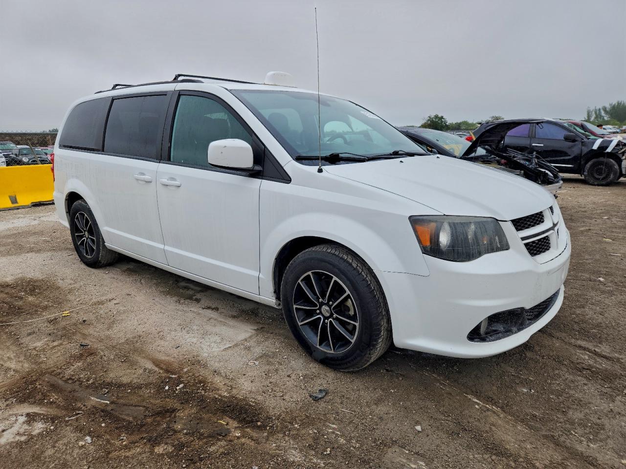 DODGE GRAND CARAVAN GT