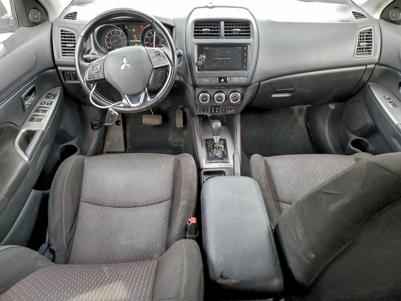 MITSUBISHI OUTLANDER ES