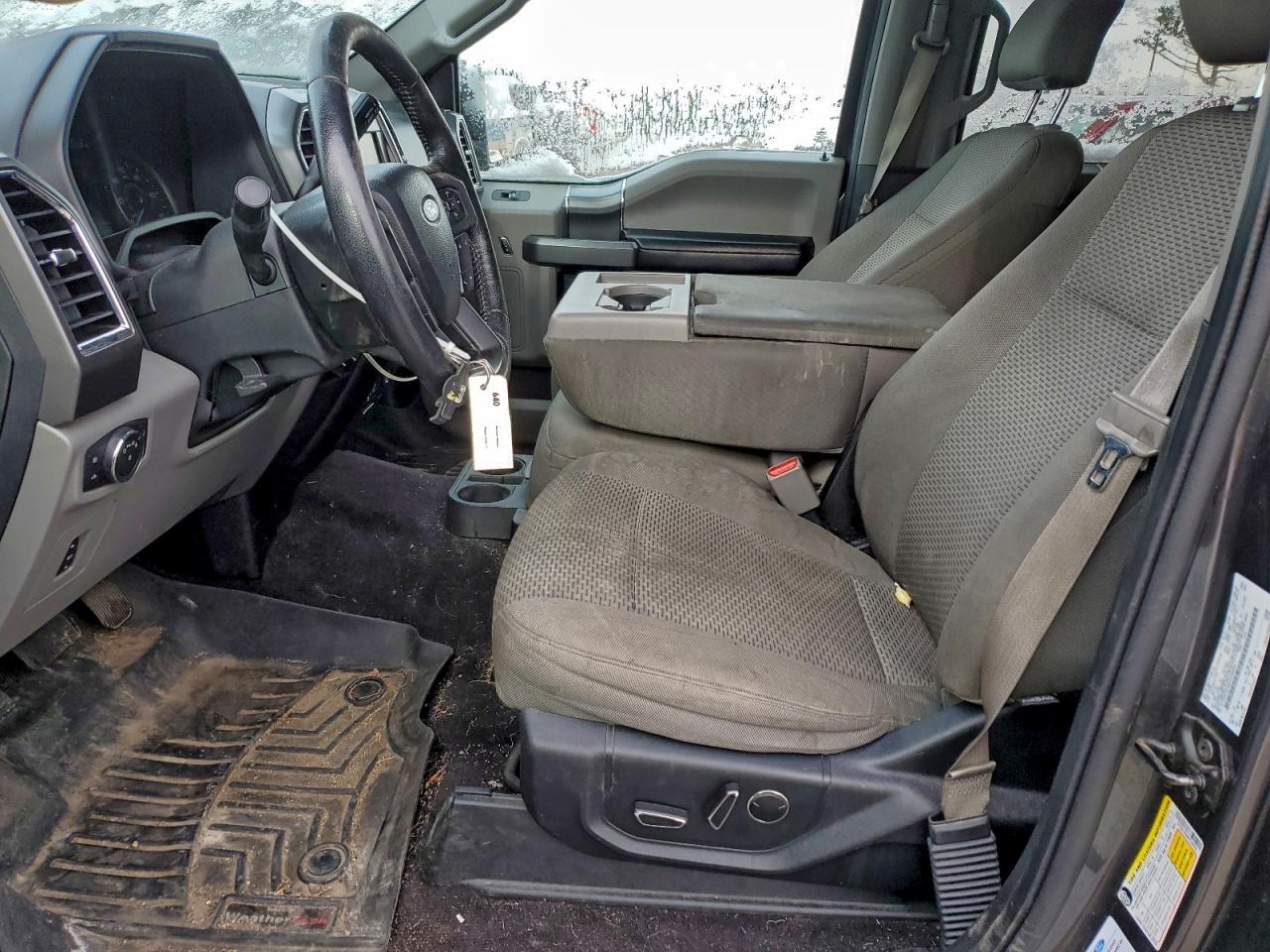 FORD F-150 SUPERCREW