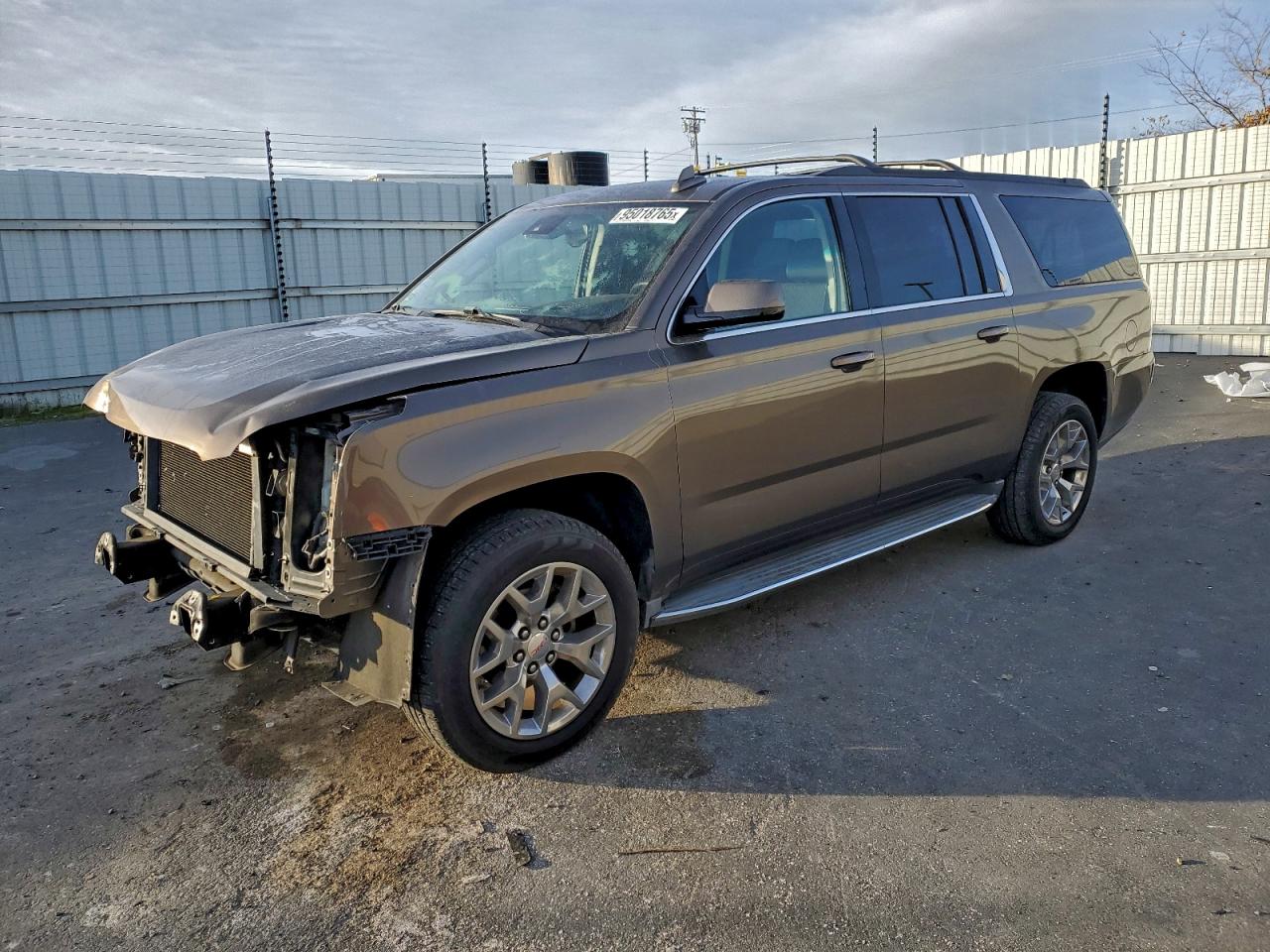 GMC YUKON K1500 SLE