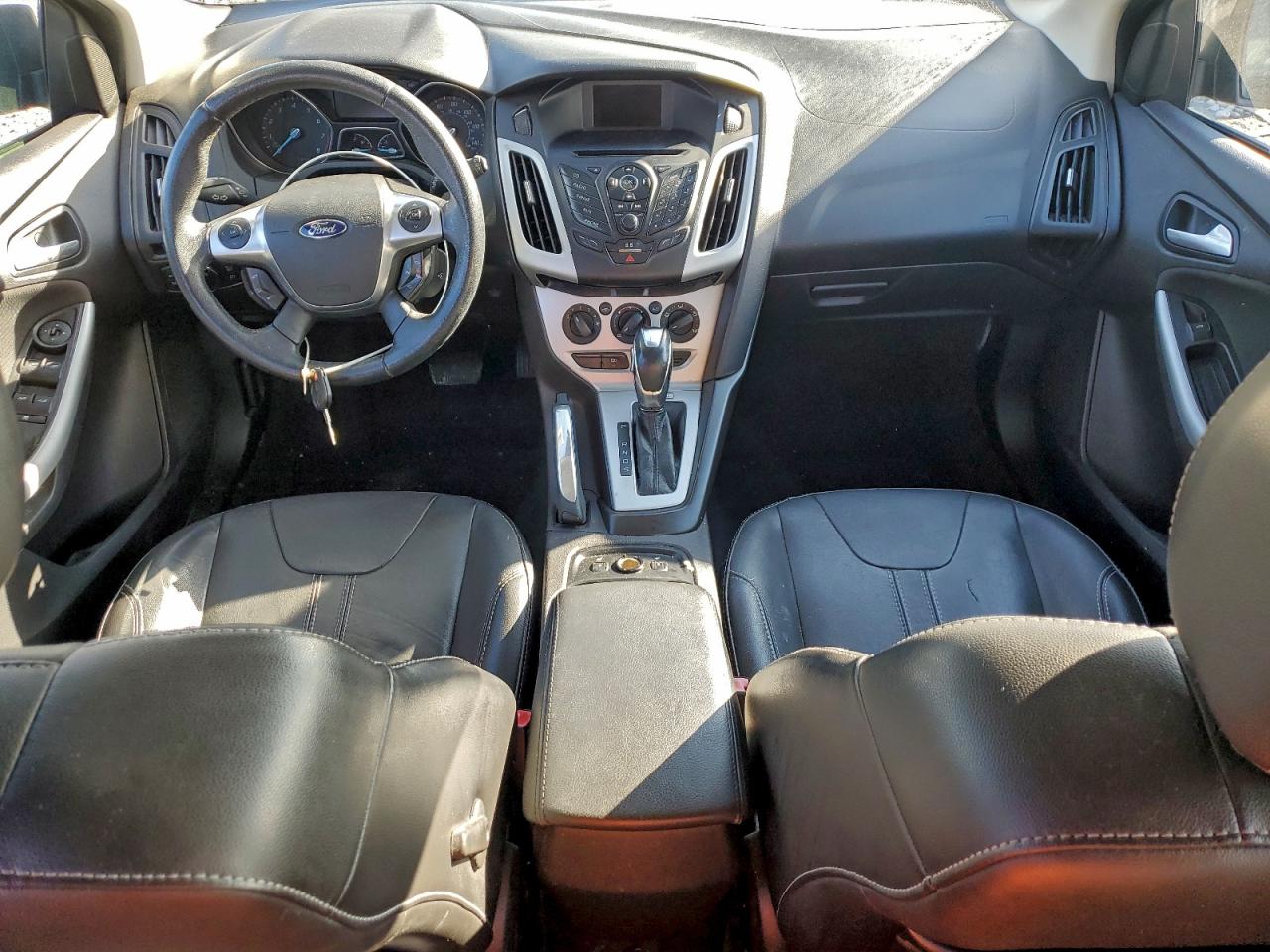 Lot #3309611630 2013 FORD FOCUS SE