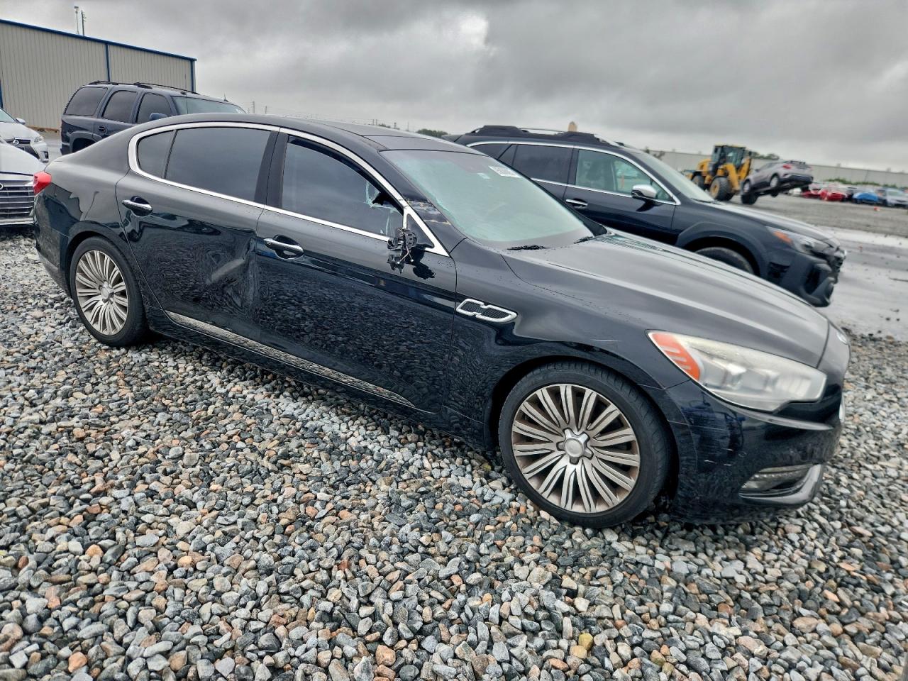 KIA K900
