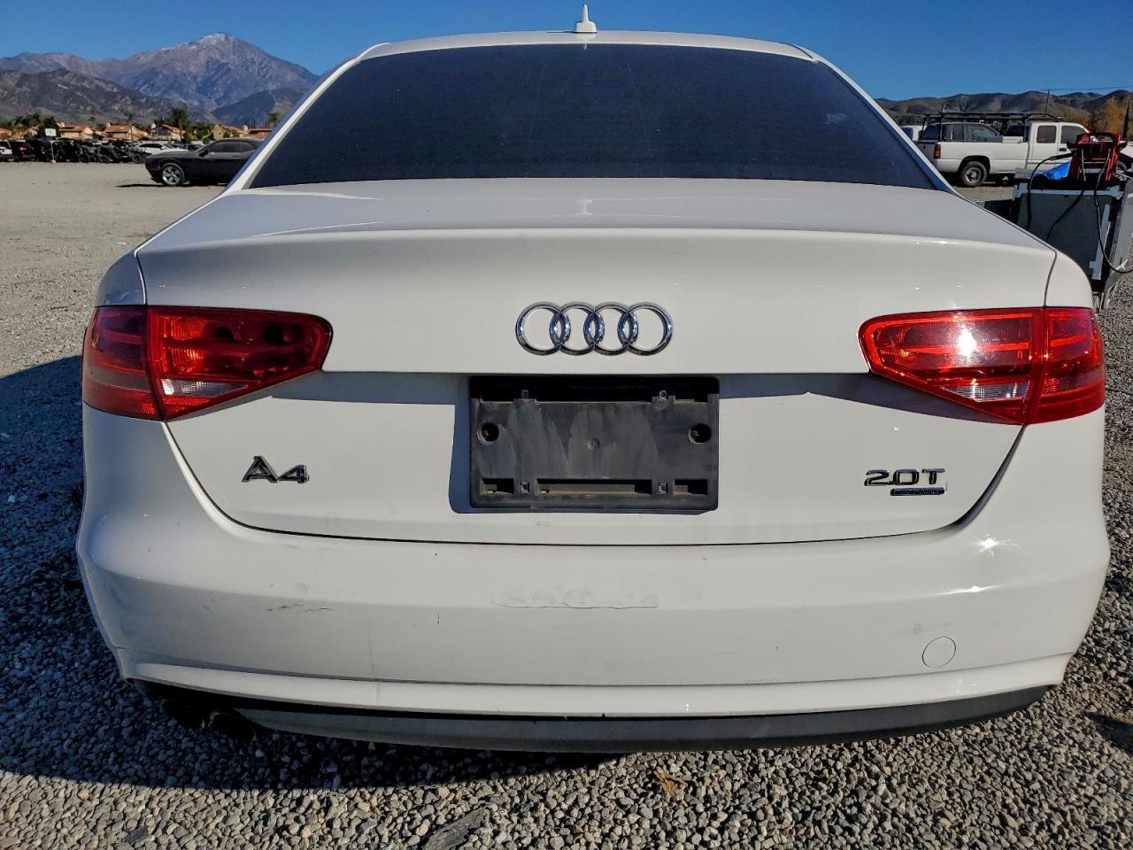 AUDI A4 PREMIUM