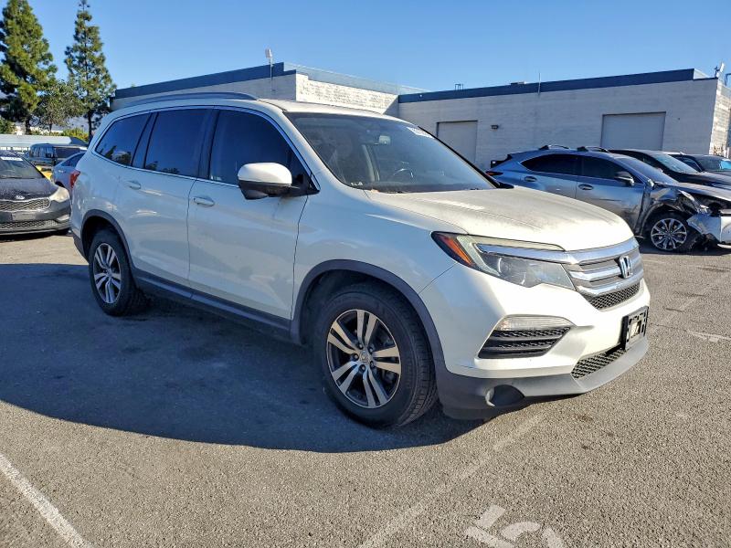 2017 HONDA PILOT EXL #3305358372