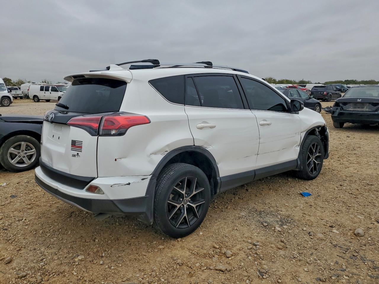 Lot #3311664241 2017 TOYOTA RAV4 SE