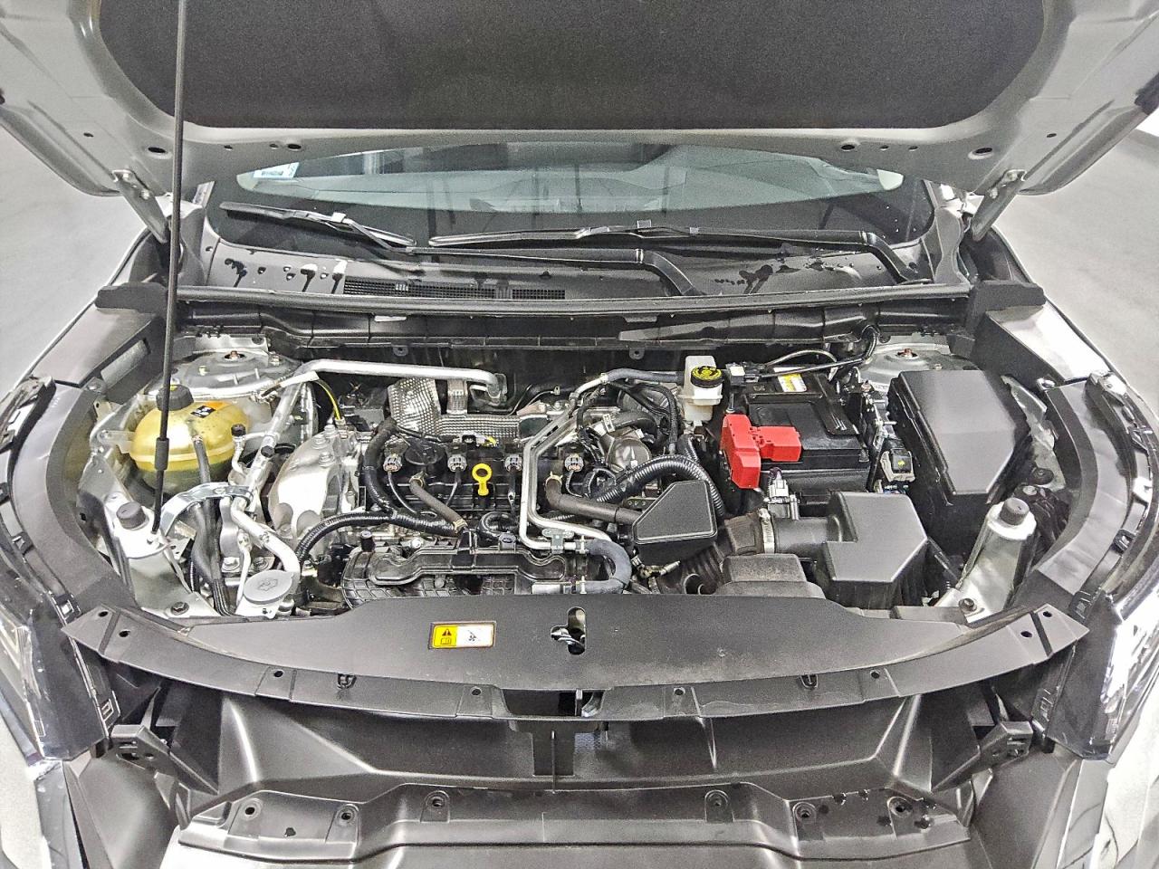 MITSUBISHI OUTLANDER SE