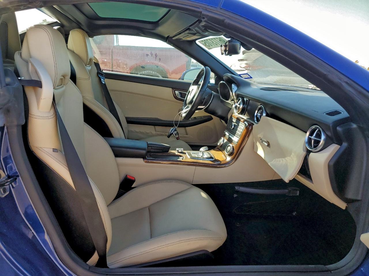 MERCEDES-BENZ SLC-CLASS 300