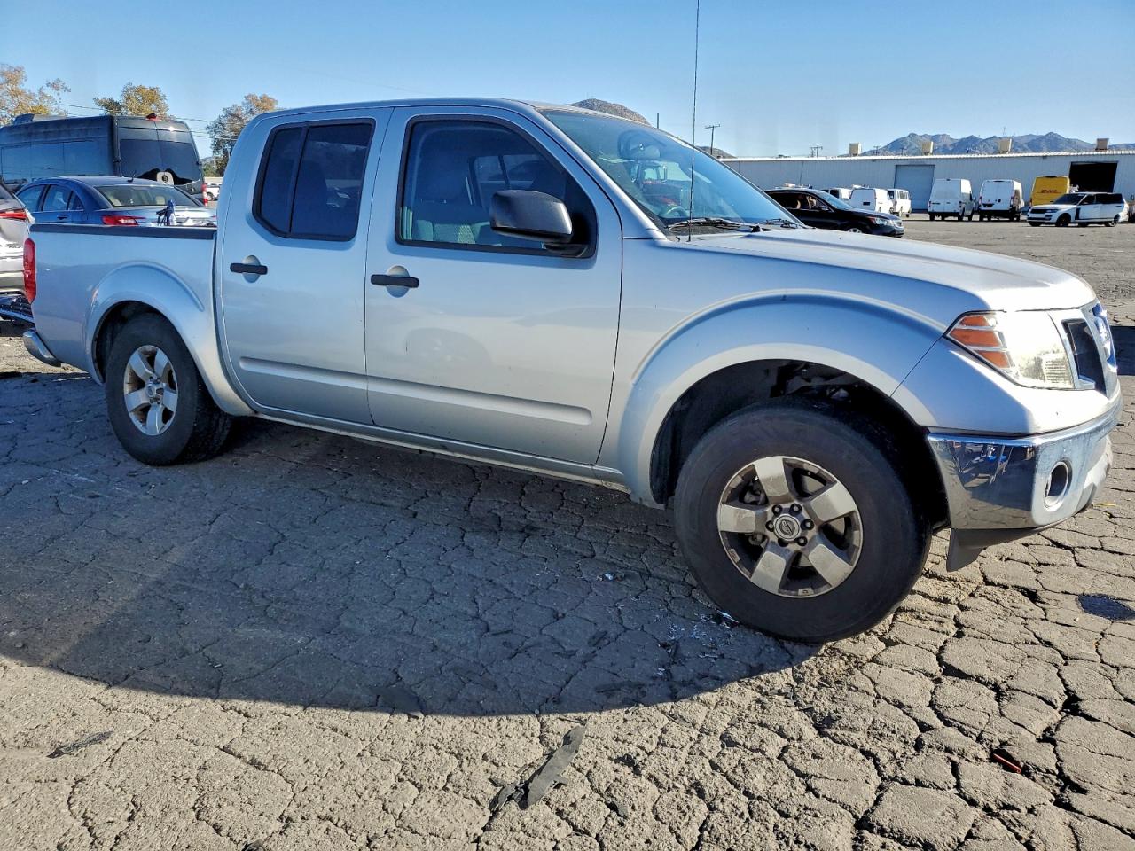 NISSAN FRONTIER S