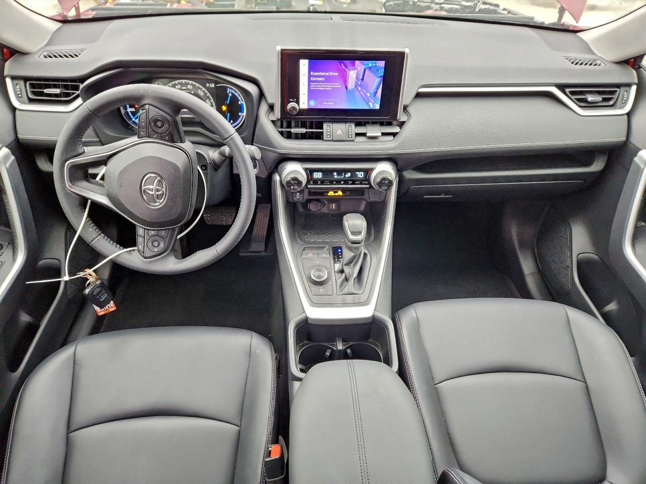 TOYOTA RAV4 XLE PREMIUM