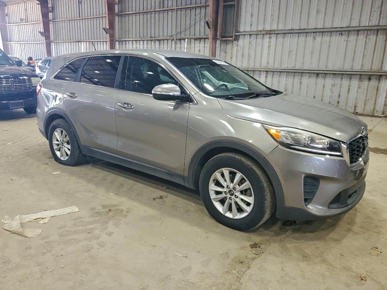 Lot #3317723078 2019 KIA SORENTO LX