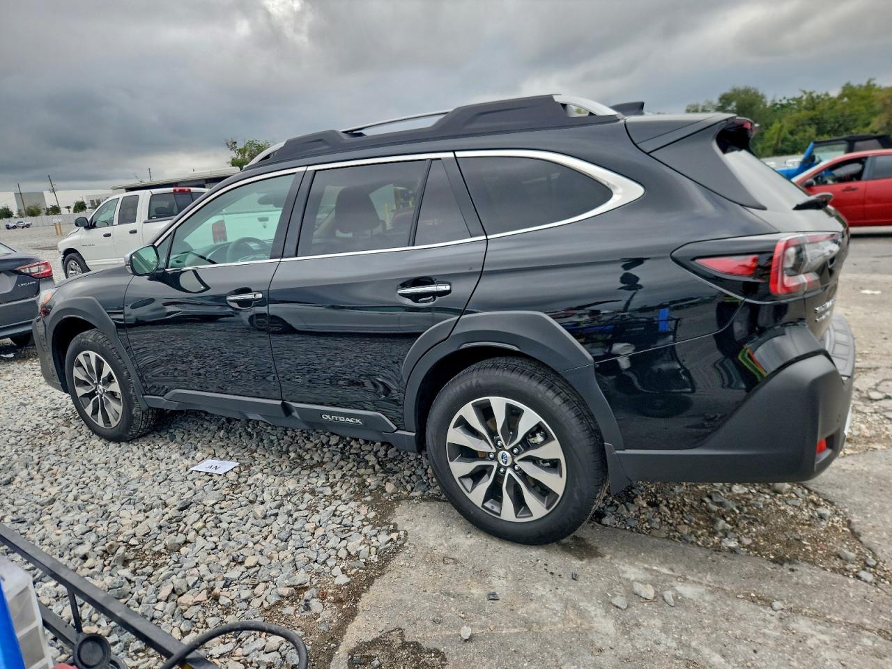 SUBARU OUTBACK TOURING