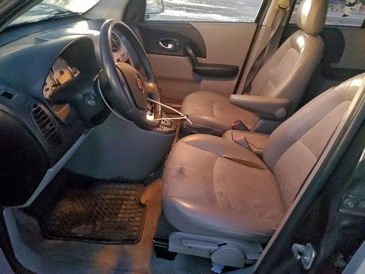 Lot #3305824277 2005 SATURN VUE