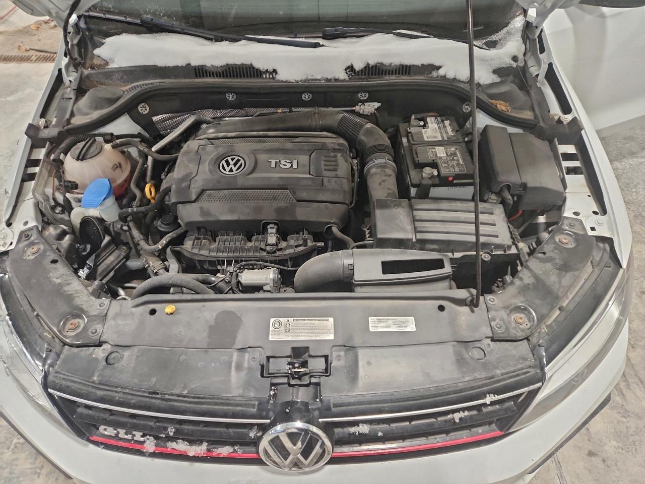 VOLKSWAGEN JETTA GLI