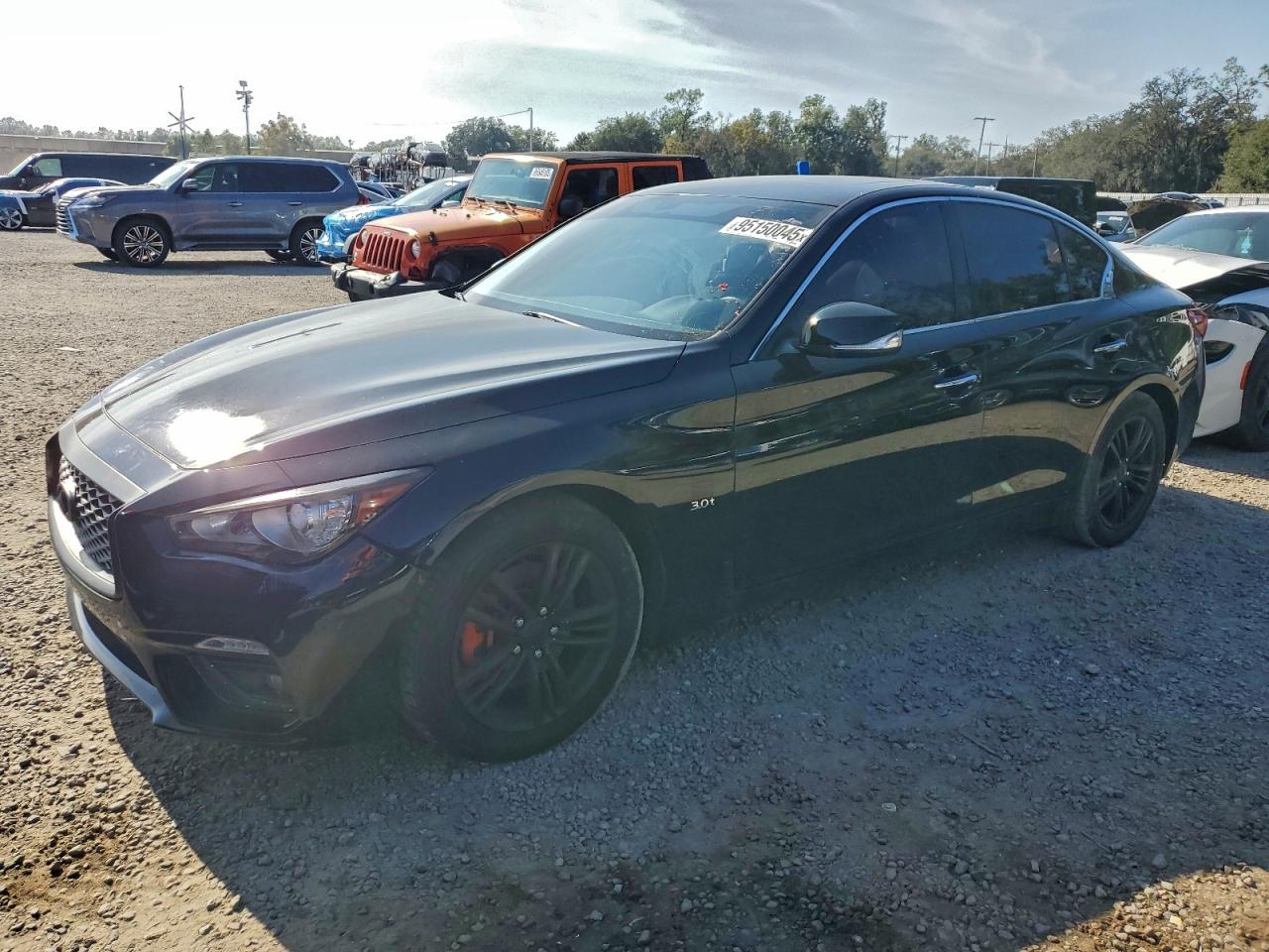 INFINITI Q50 LUXE