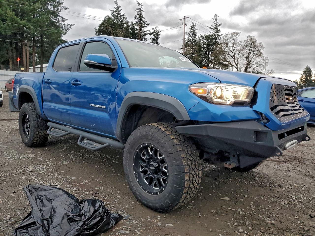 Lot #3315919080 2017 TOYOTA TACOMA DOU