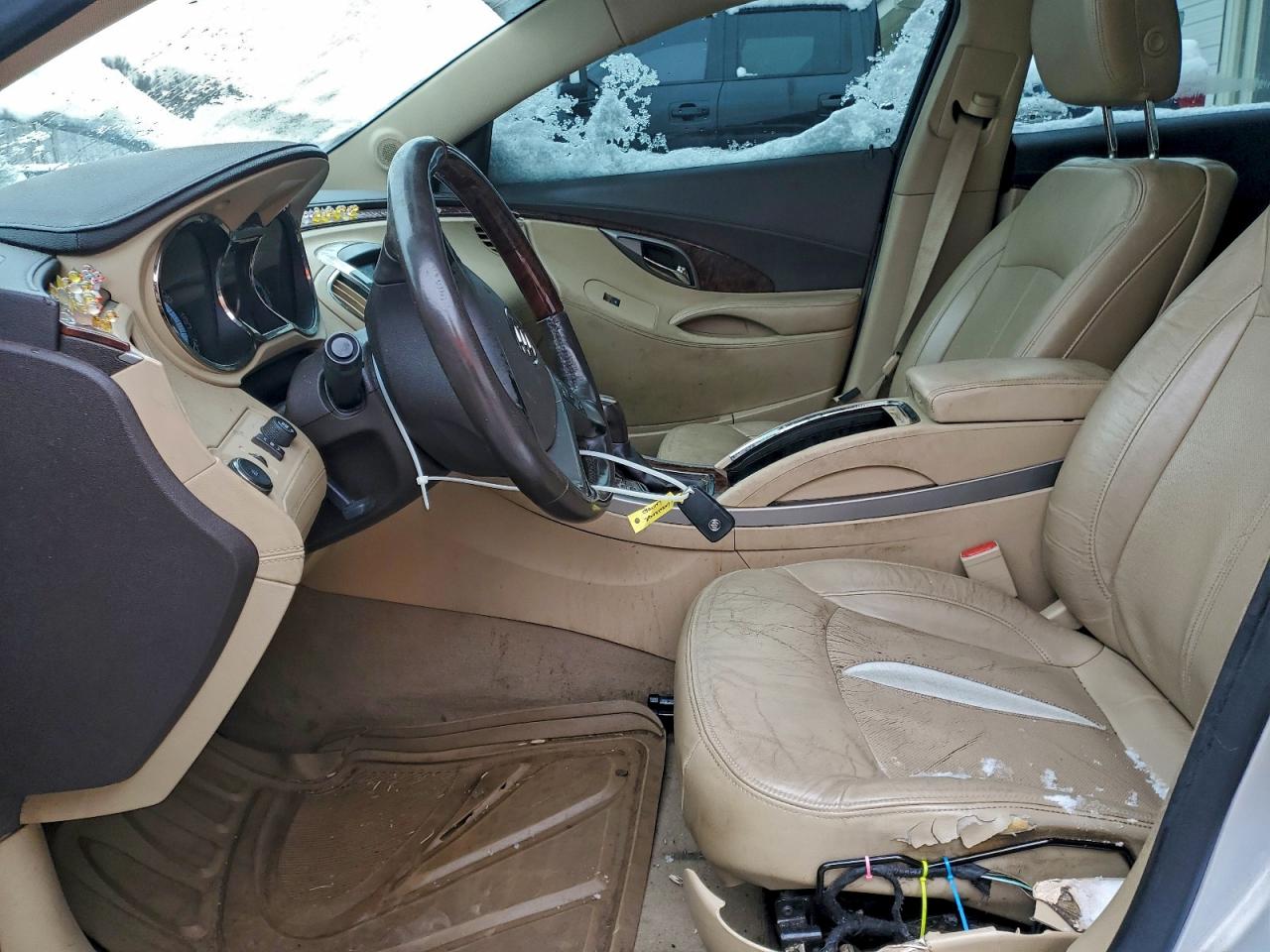 BUICK LACROSSE PREMIUM