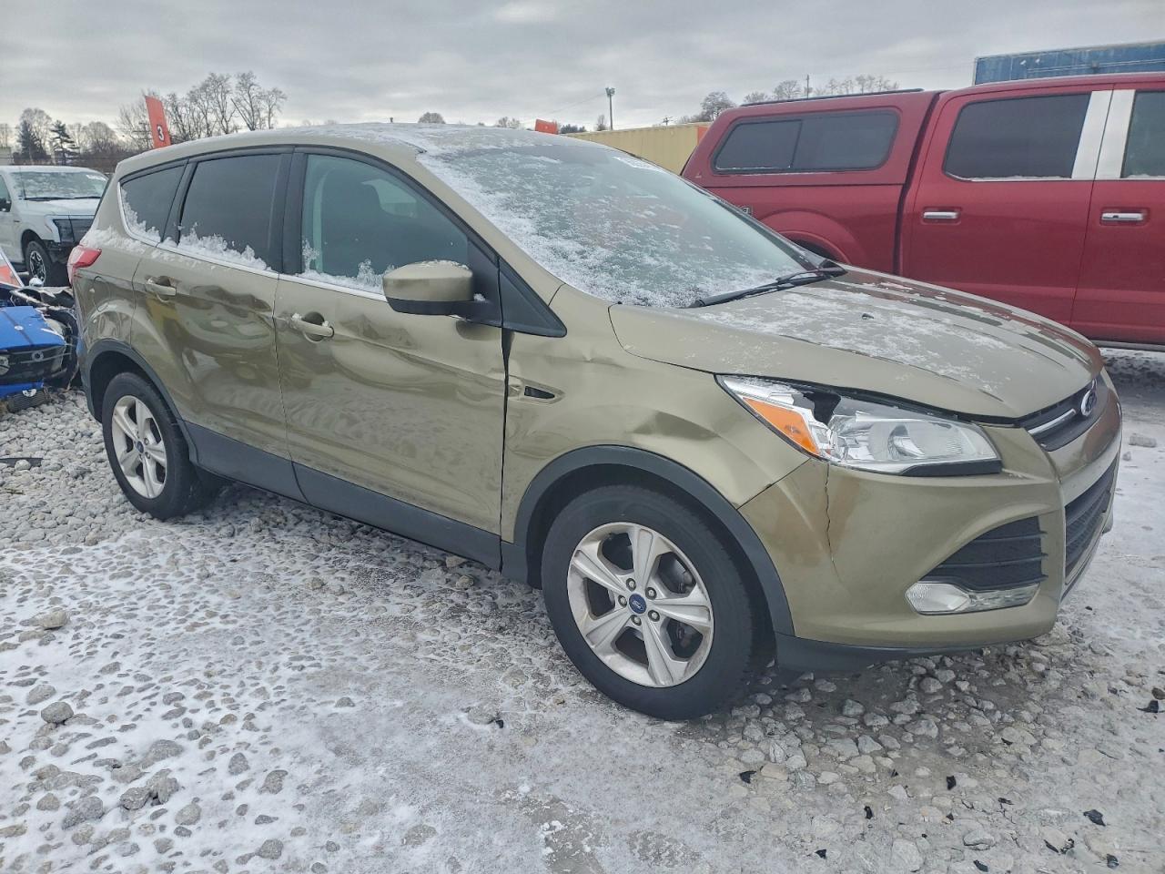 FORD ESCAPE SE