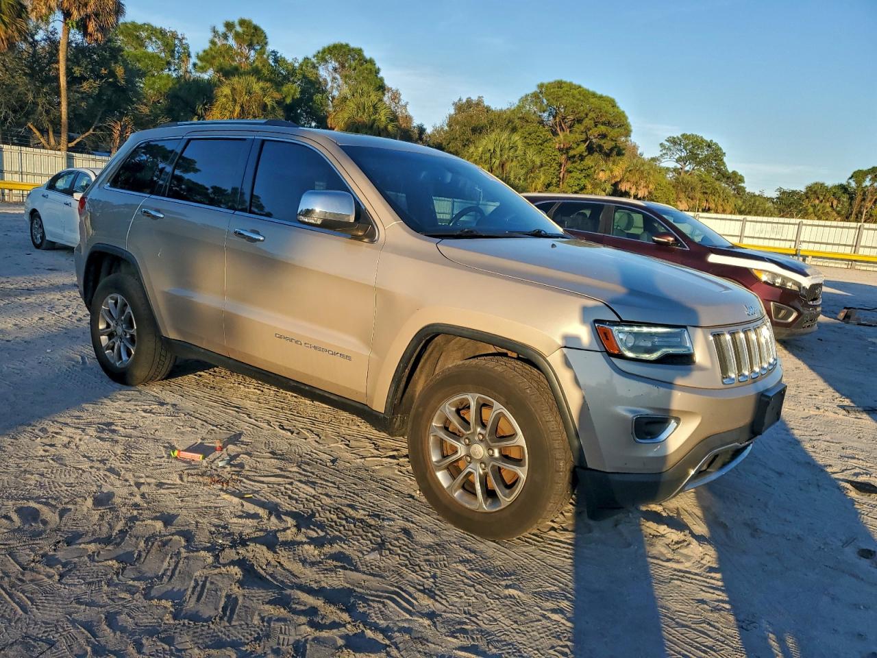 Lot #3304567437 2014 JEEP GRAND CHER