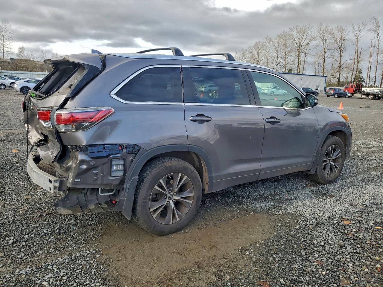 TOYOTA HIGHLANDER XLE