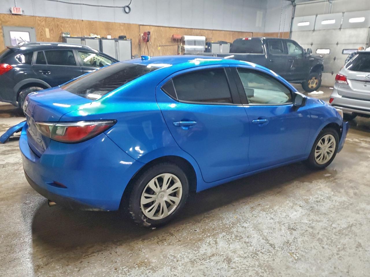 Lot #3318966971 2019 TOYOTA YARIS L