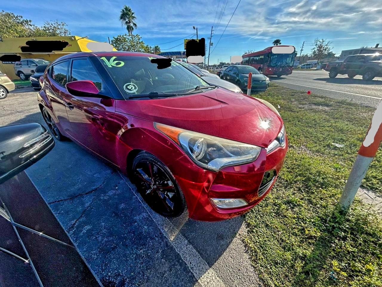 HYUNDAI VELOSTER