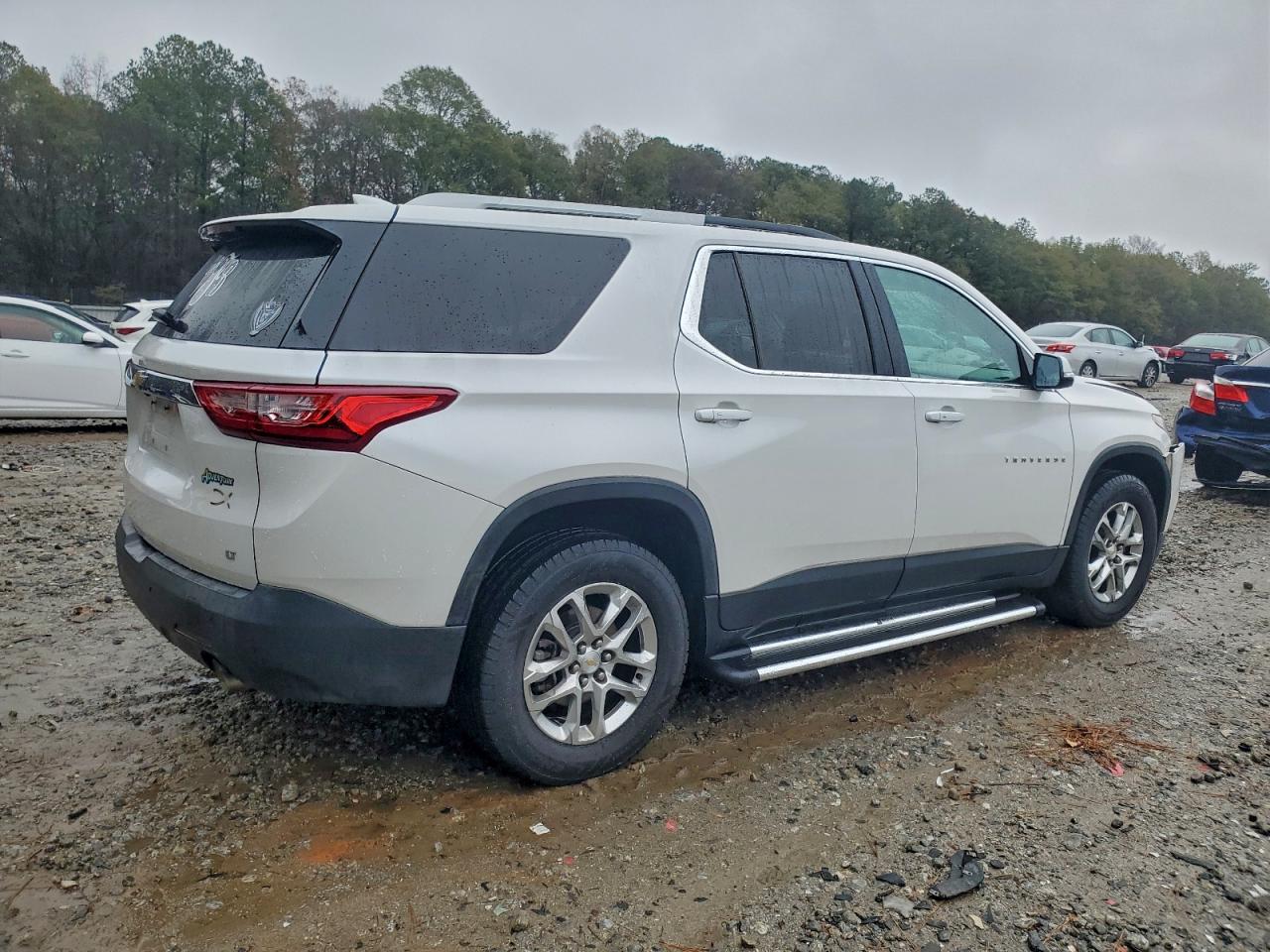 CHEVROLET TRAVERSE LT