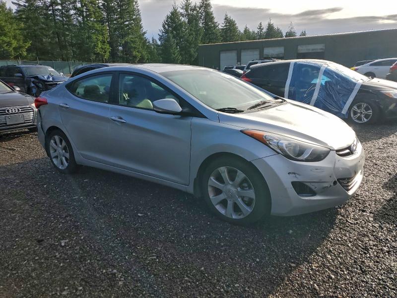 2013 HYUNDAI ELANTRA GL #3311496250