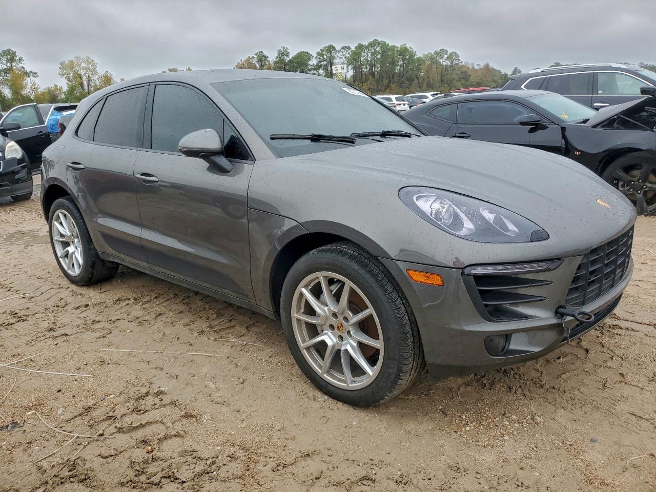 PORSCHE MACAN S