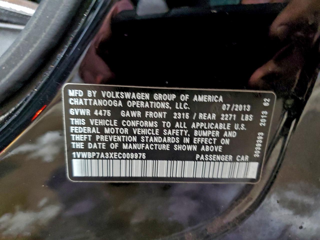 VOLKSWAGEN PASSAT SE