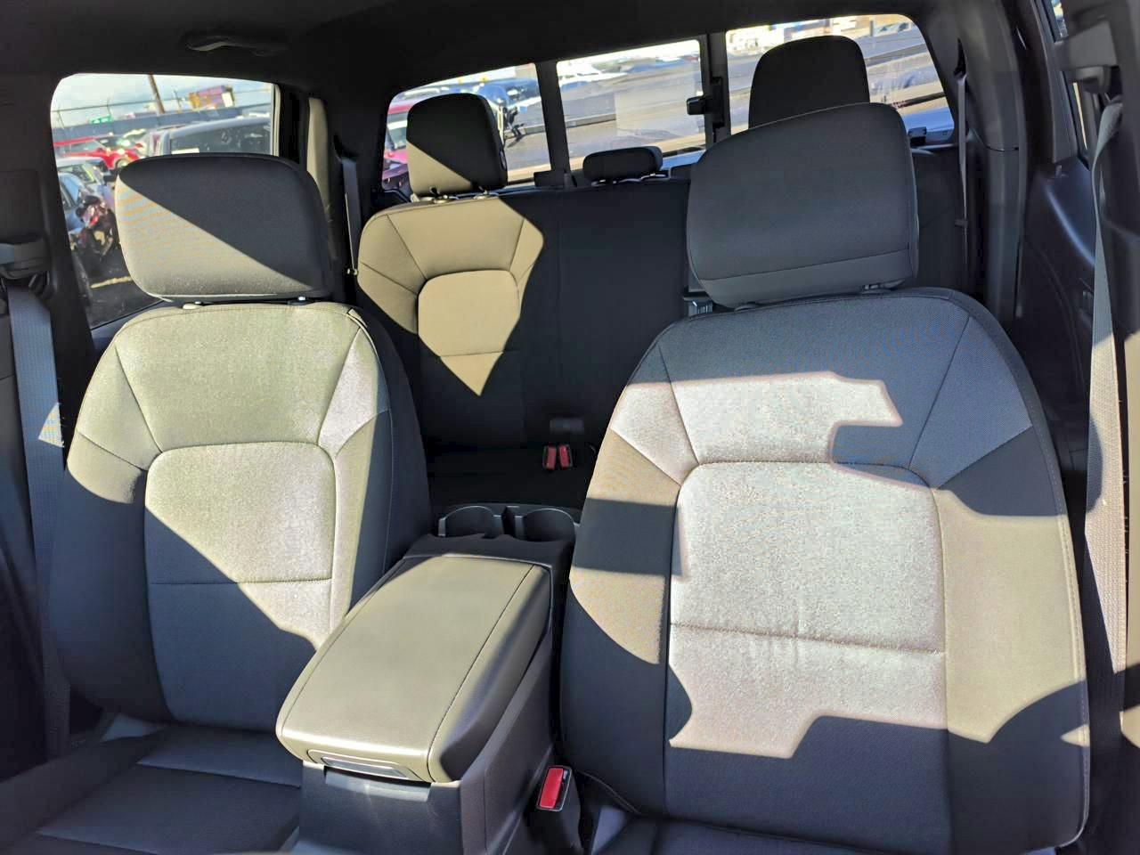 Lot #3302846910 2024 CHEVROLET COLORADO T