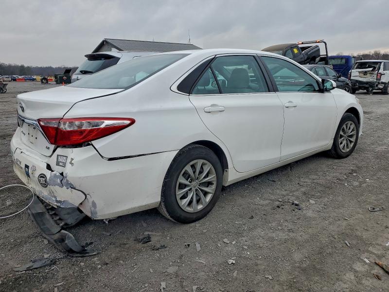 2017 TOYOTA CAMRY LE #3310393002