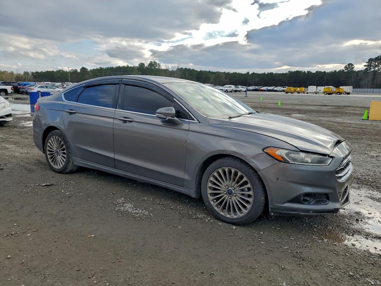 FORD FUSION TITANIUM