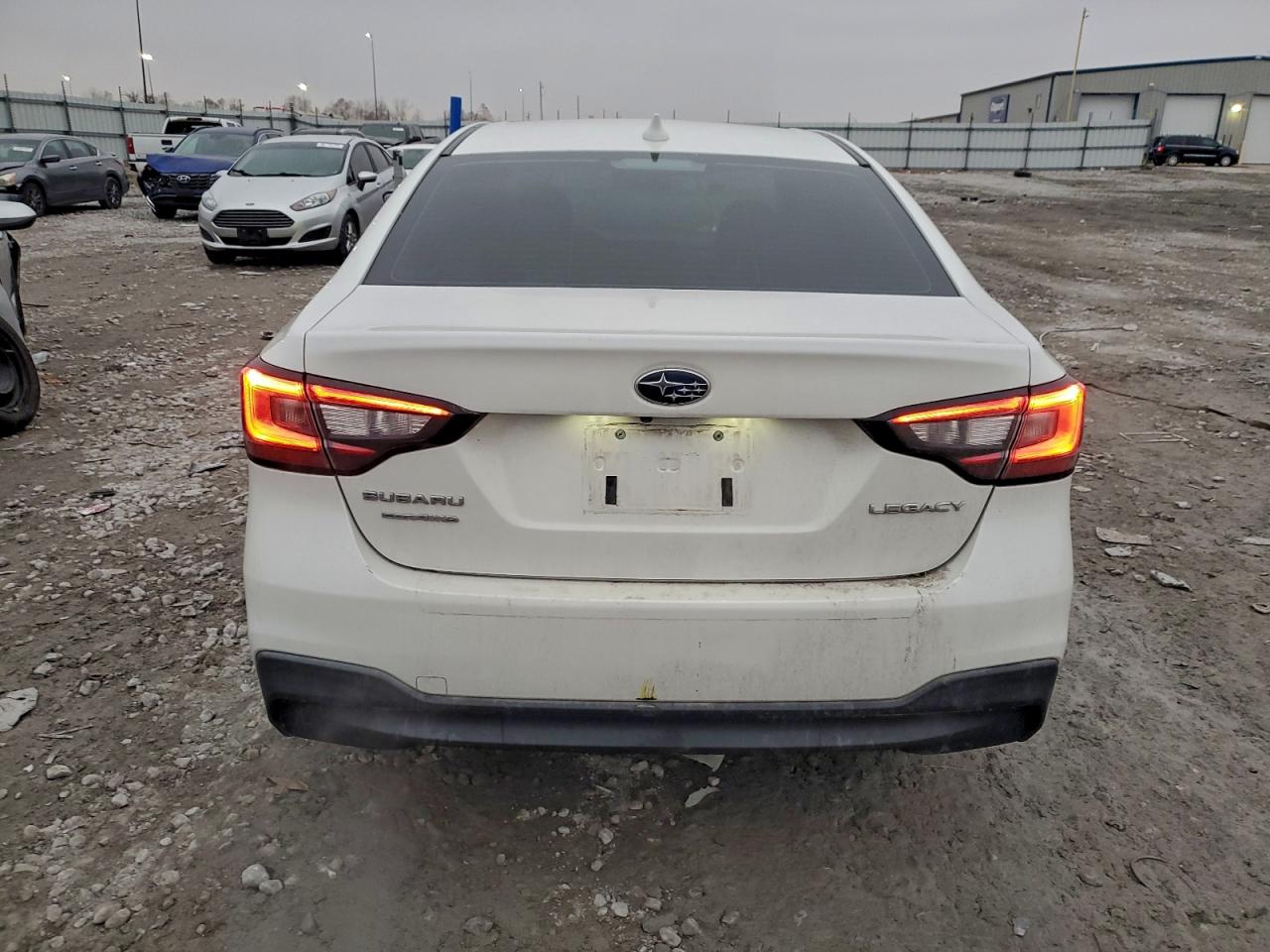 SUBARU LEGACY PREMIUM