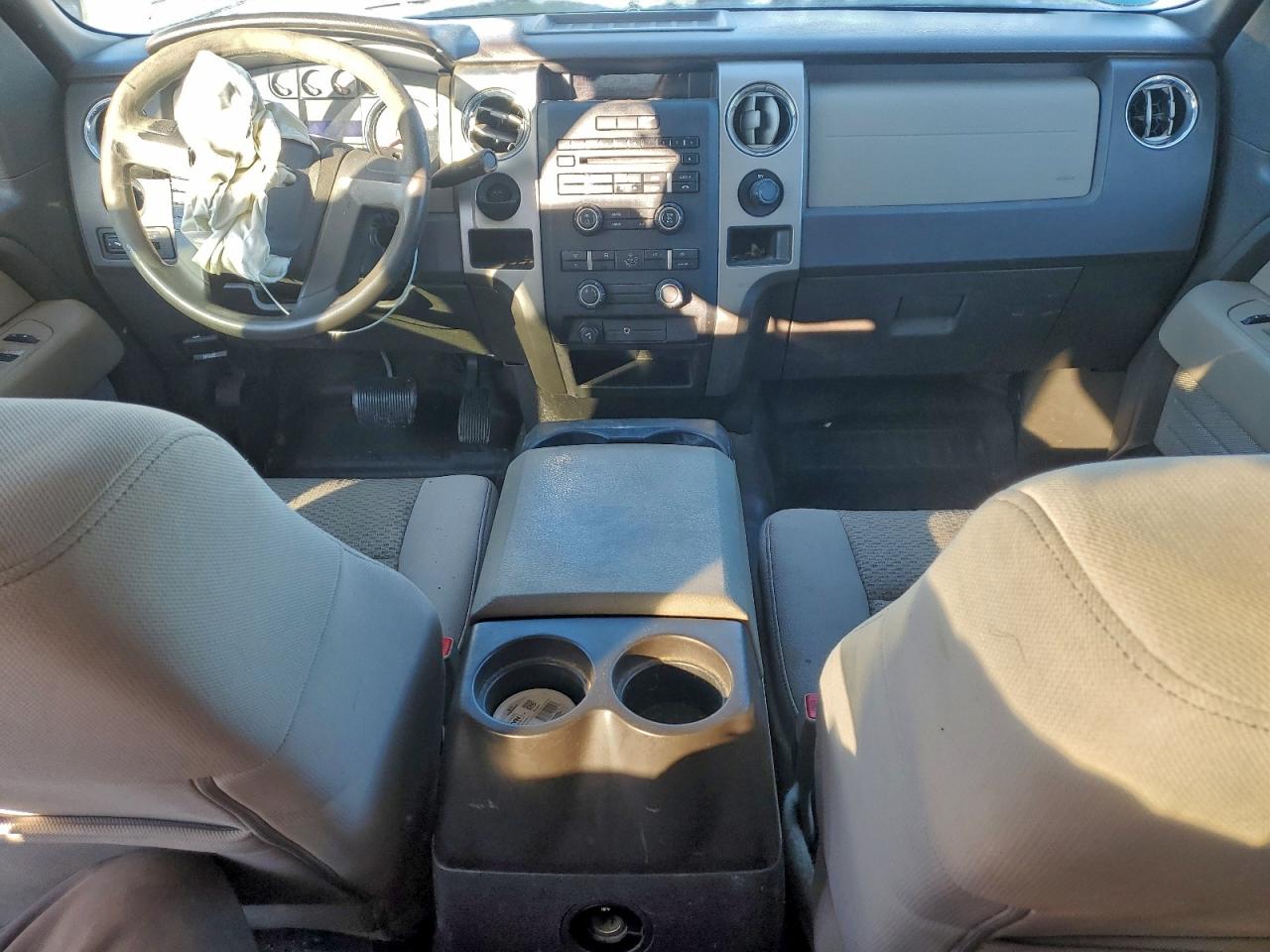 FORD F-150 SUPER CAB