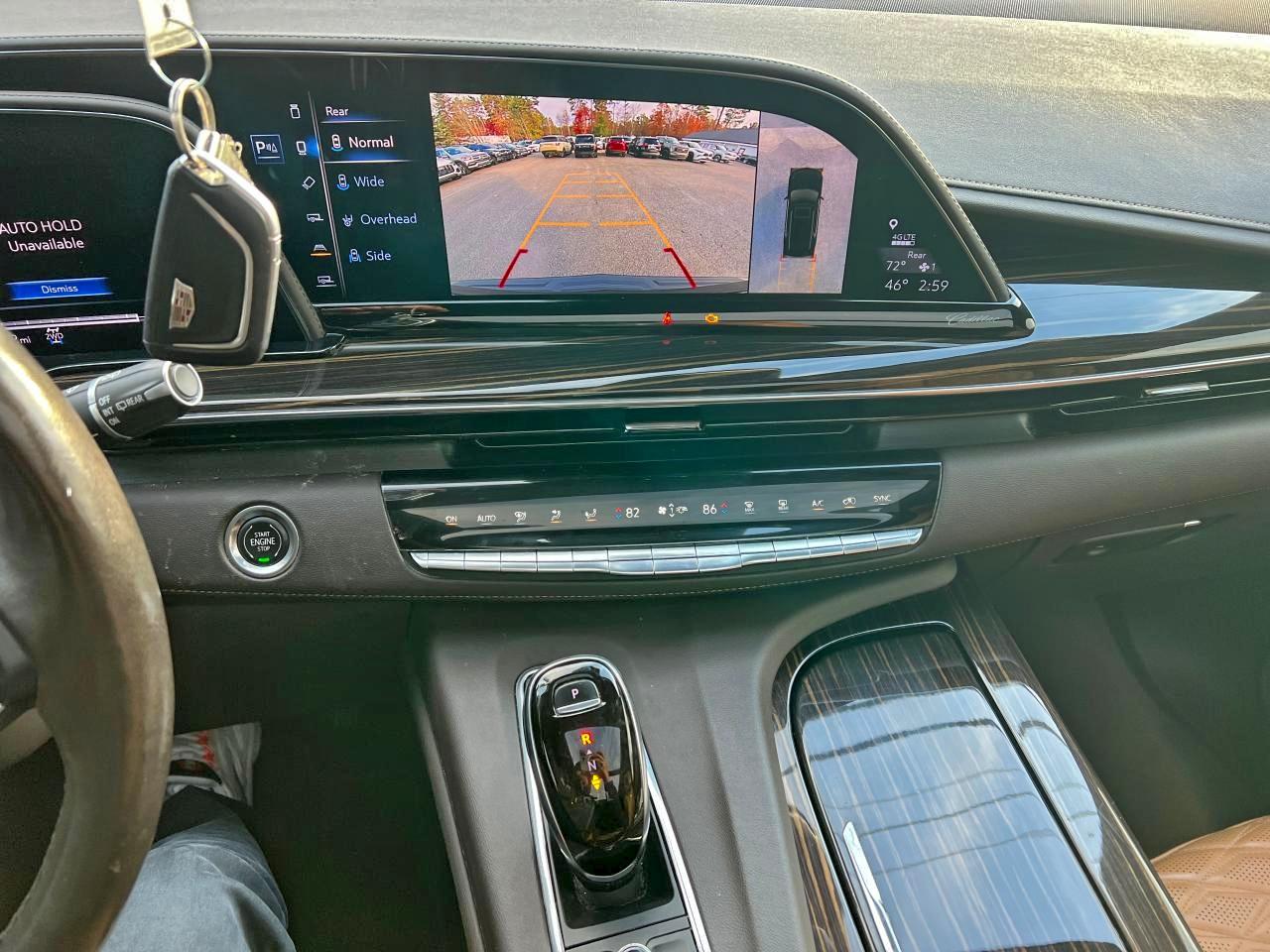 CADILLAC ESCALADE PREMIUM LUXURY