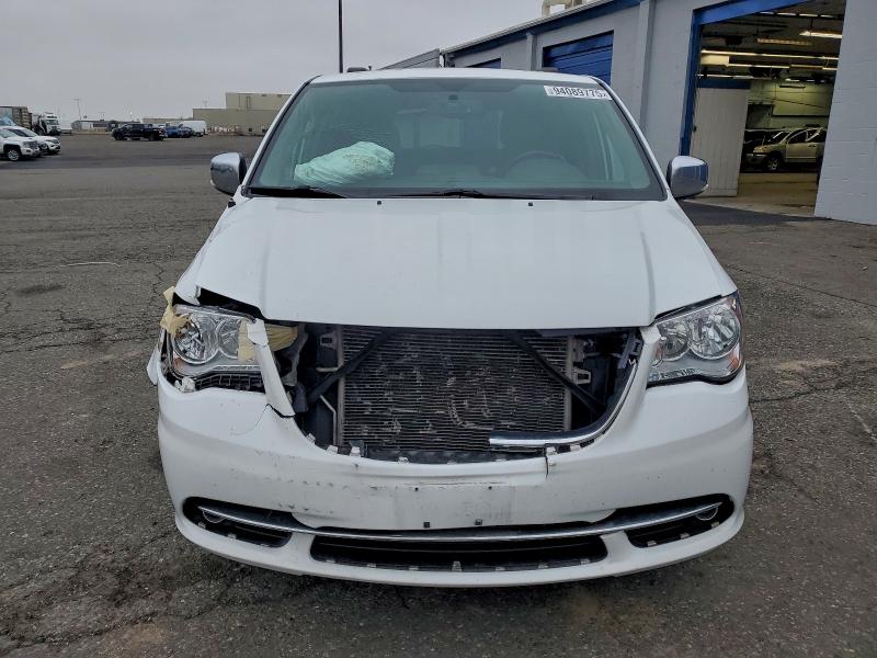 2015 CHRYSLER TOWN & COU #3305662723