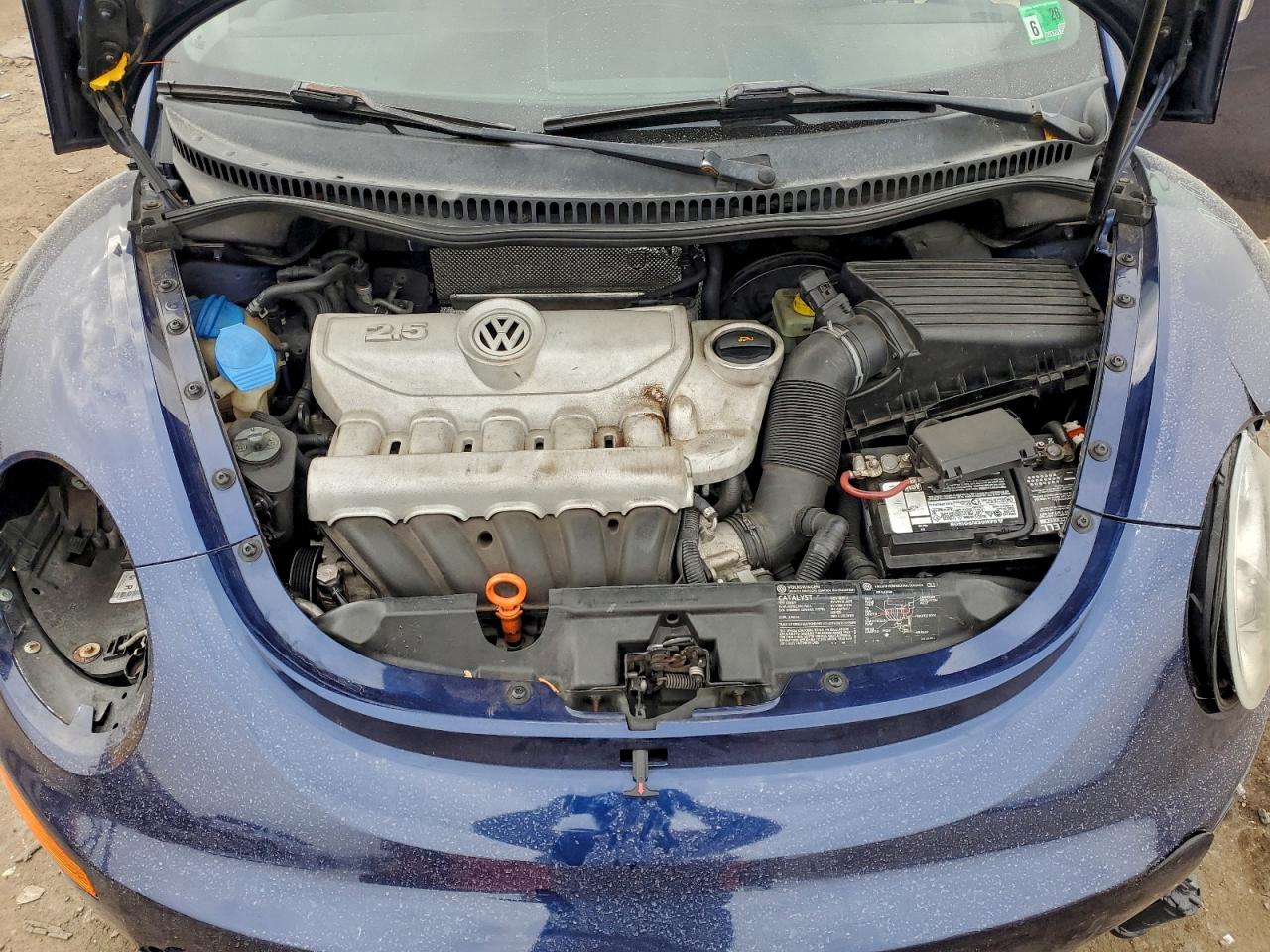 Lot #3316163267 2006 VOLKSWAGEN NEW BEETLE