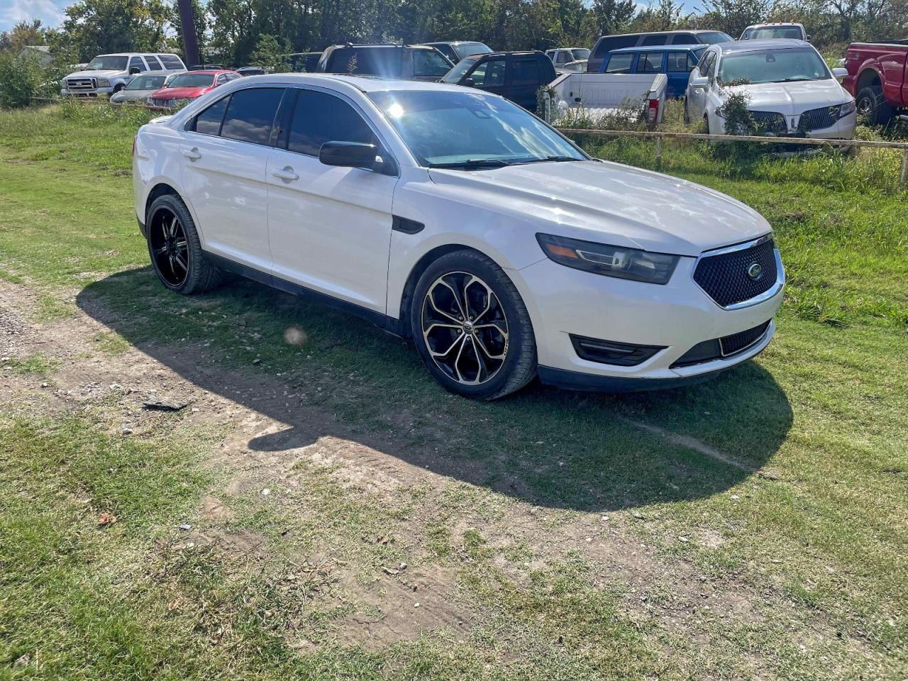 FORD TAURUS SHO
