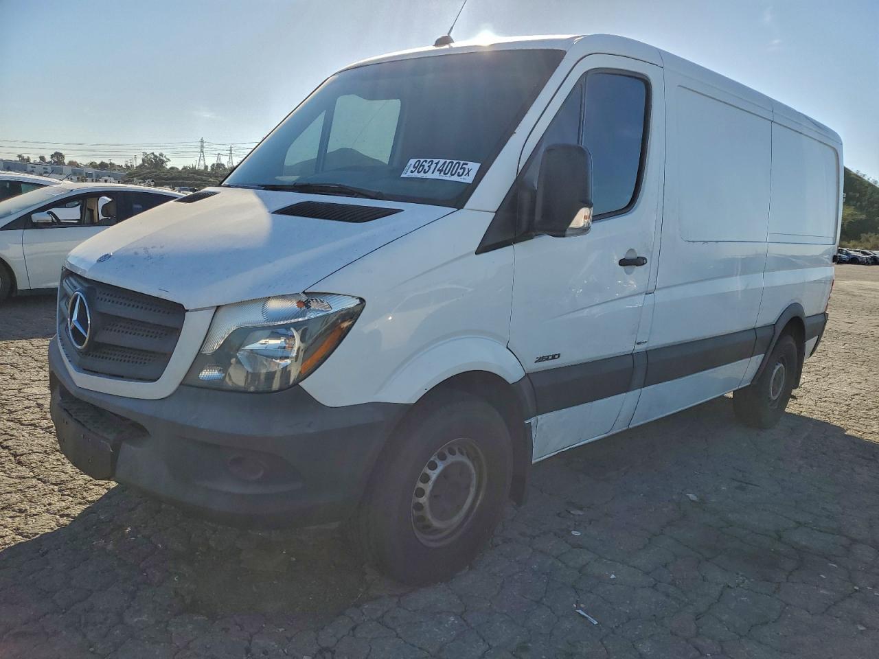 Lot #3317027082 2015 MERCEDES-BENZ SPRINTER 2