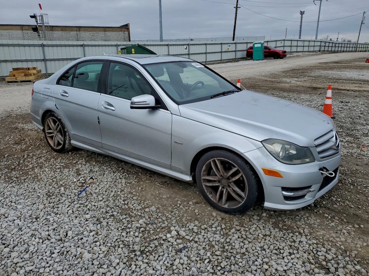 MERCEDES-BENZ C-CLASS 250