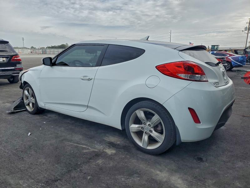 2013 HYUNDAI VELOSTER #3301983413