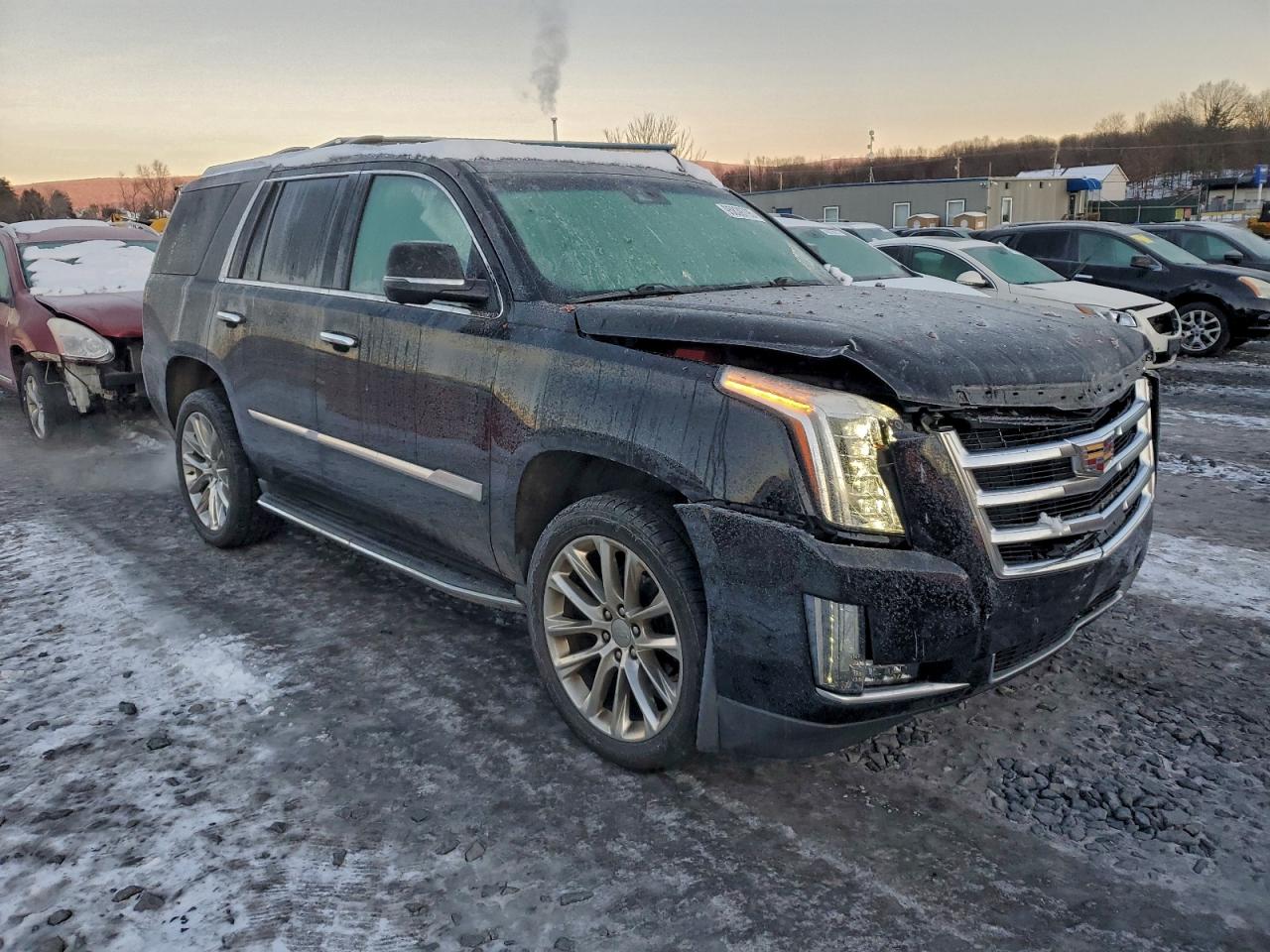 CADILLAC ESCALADE LUXURY