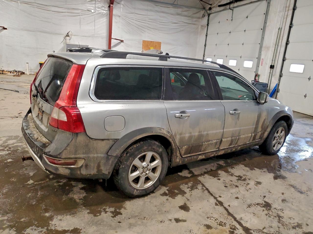 VOLVO XC70 3.2
