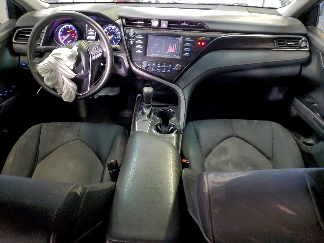 Lot #3317084011 2019 TOYOTA CAMRY L