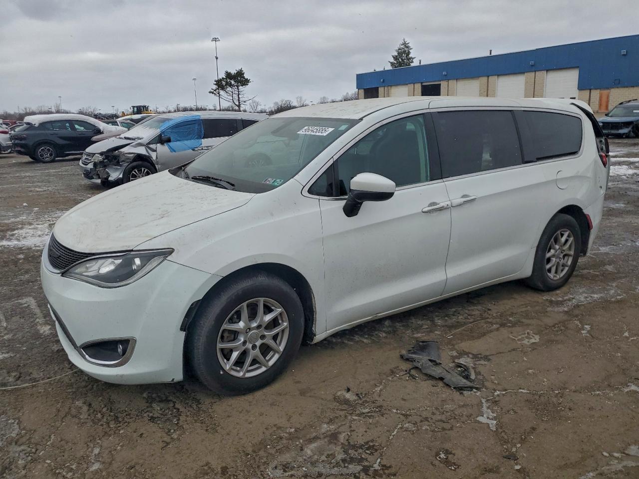 CHRYSLER PACIFICA TOURING L