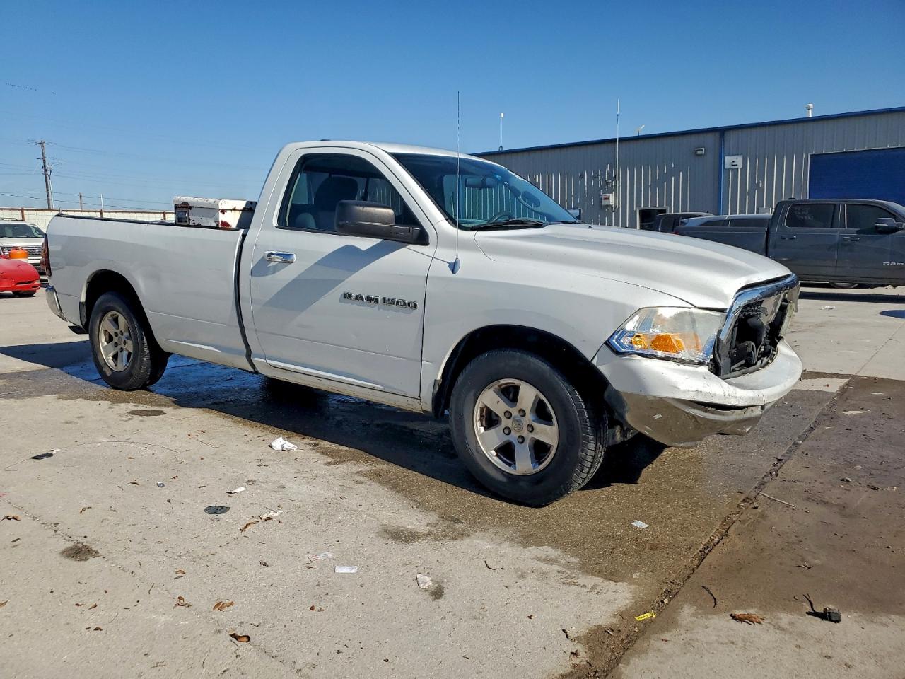 DODGE RAM 1500 SLT