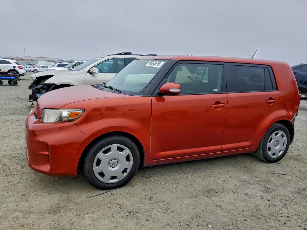 Lot #3318130368 2012 TOYOTA SCION XB